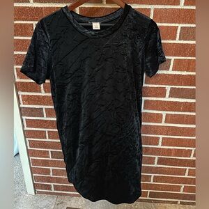 Black Velvety Short Sleeve Top/Dress